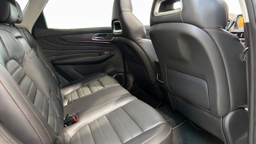 Bild 5 av MG EHS PHEV LUXURY PLUG-IN HYBRID