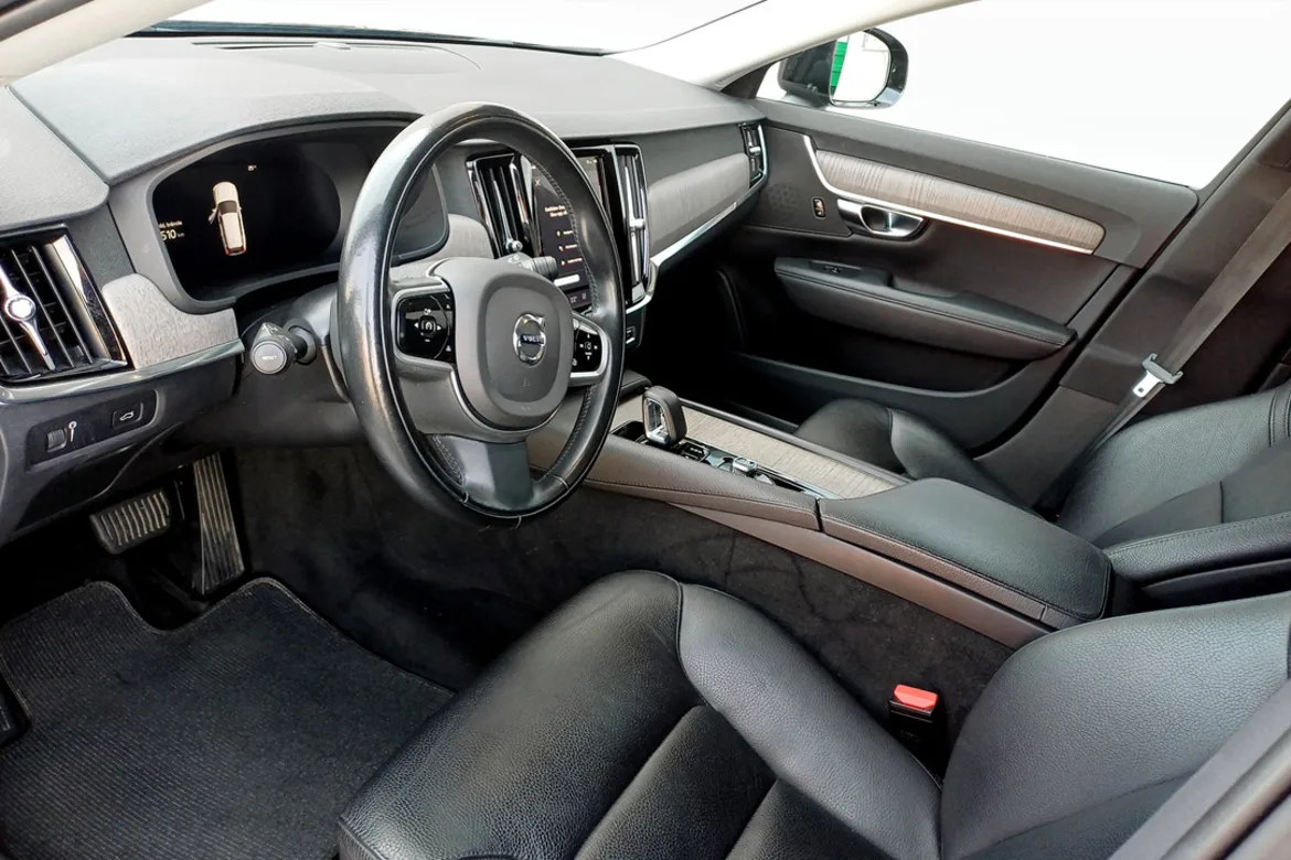Volvo V90 Cross Country