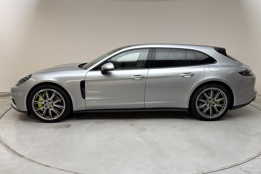 Bild 2 av Porsche Panamera 4 E-Hybrid Sport Turismo Chrono