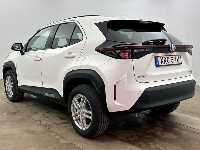 Bild 4 av Toyota Yaris Cross Hybrid AWD-i e-CVT Active Backkamera