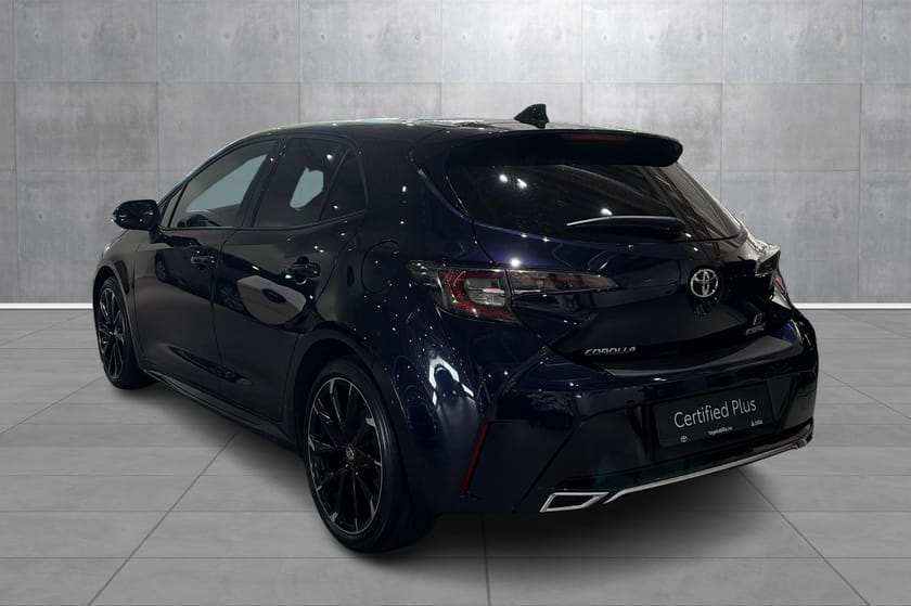 Bilde 3 av Toyota Corolla Hybrid 5dørs, 2.0l GR-Sport, velholdt, mørk blå med sort tak