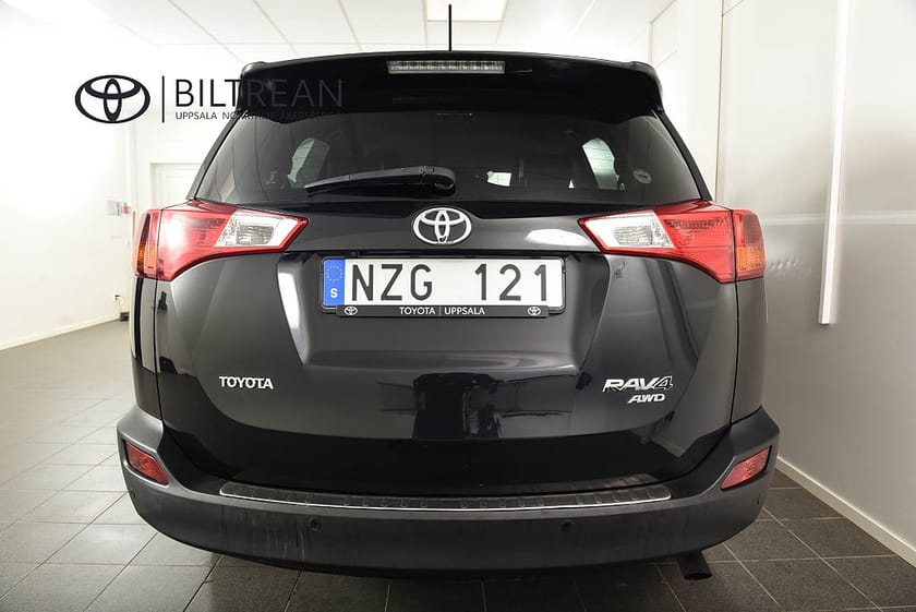 Bild 4 av Toyota RAV4 2.0 AWD Multidrive S Executive Navi Backkamera