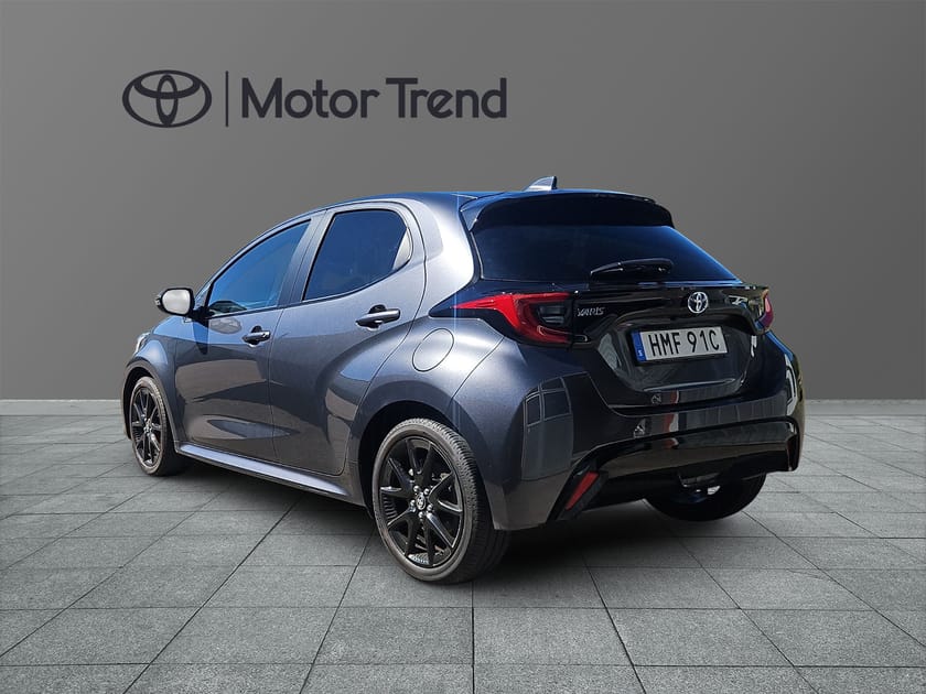 Bild 3 av Toyota Yaris Hybrid 1,5 5D STYLE - VINTERHJUL
