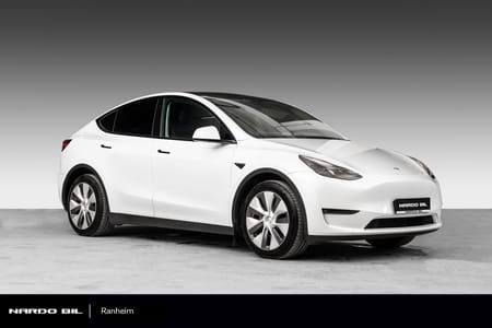 Tesla Model Y Long Range AWD