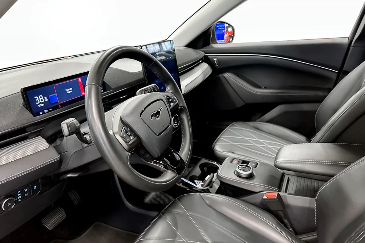 Ford Mustang Mach-E Standard Range