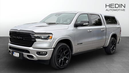 RAM 1500 Crew Cab 5,7L 401HK 4x4 Lamie Night Edition / Kåpa