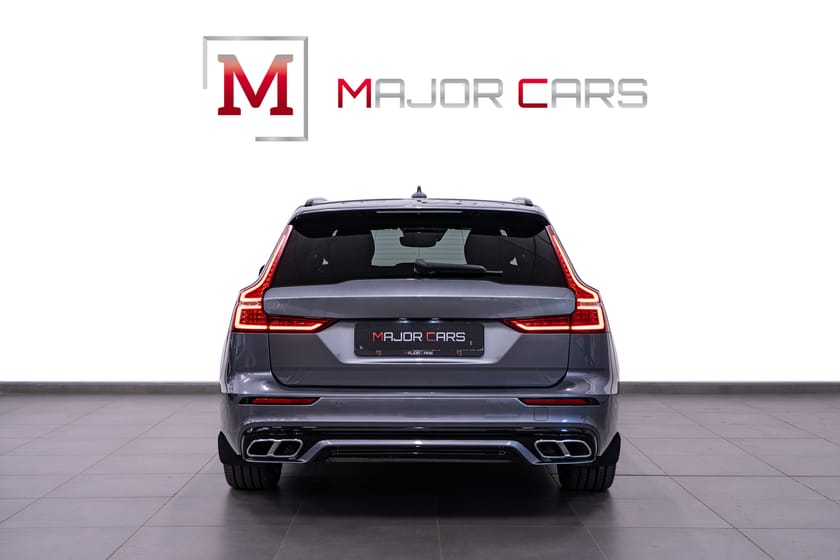 Bild 5 av Volvo V60 T6 TE AWD R-Design B&W 360° HuD Skinn Drag 341hk