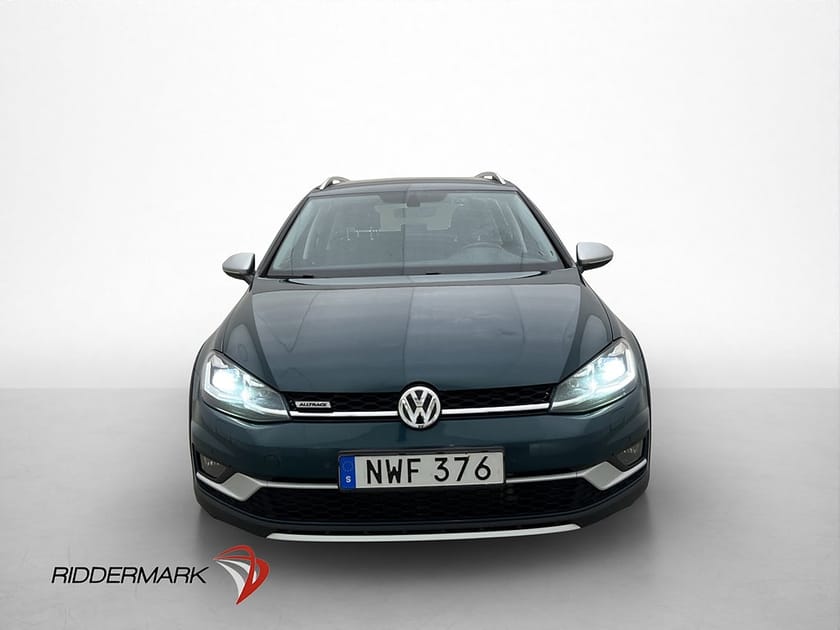 Bild 2 av Volkswagen Golf Alltrack TSI 4M 180hk Kamera Värmare Drag