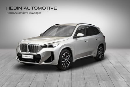 BMW iX1 xDrive30 Fully Charged Premium E. (K)