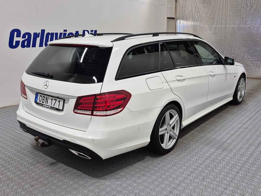 Bild 4 av Mercedes-Benz E 220 T BlueTEC 4MATIC E220 KOMBI CDI 170HK 4x4 Edition