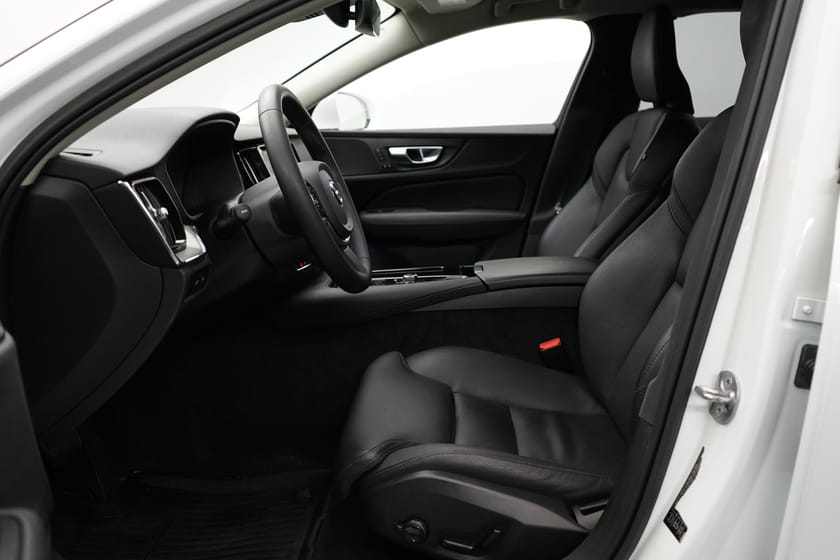 Bild 5 av Volvo V60 Recharge T6 Plus Bright, Förarstol elmanövrerad, Navigation
