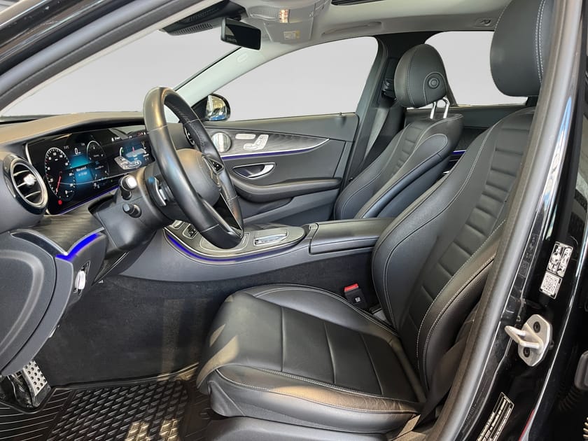 Bild 5 av Mercedes-Benz E 220 d 4MATIC All-Terrain Allterrain Pano/Burmester