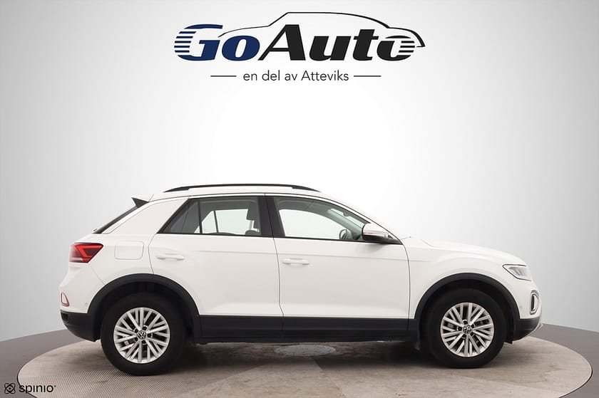 Bild 3 av Volkswagen T-Roc 1.0 TSI OPF Manuell 110hk Backkamera