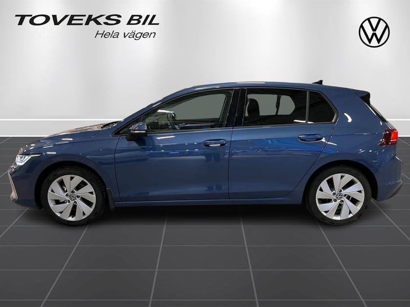 Bild 2 av Volkswagen Golf LIFE eTSI150 P-VÄRMARE/VINTERHJUL/BACKKAMERA