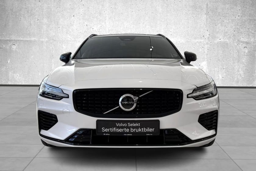 Bilde 2 av Volvo V60 T6II 350Hk Dark Plus, P.Varmer, Harman/Kardon, Kamera