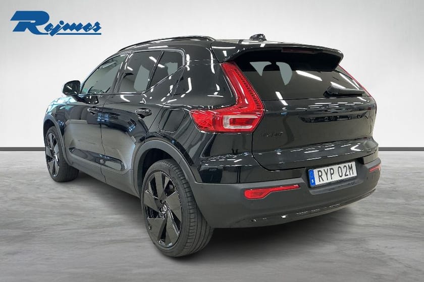 Bild 2 av Volvo EX40 Twin Motor Performance M Ultra Black Edt
