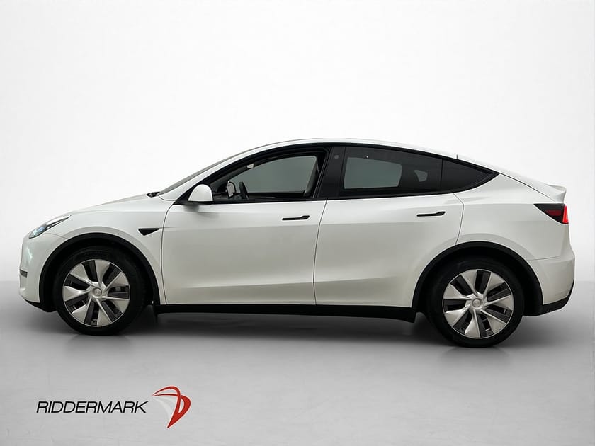 Bild 1 av Tesla Model Y Long Range AWD Pano Moms 1 Brukare Kamera AP