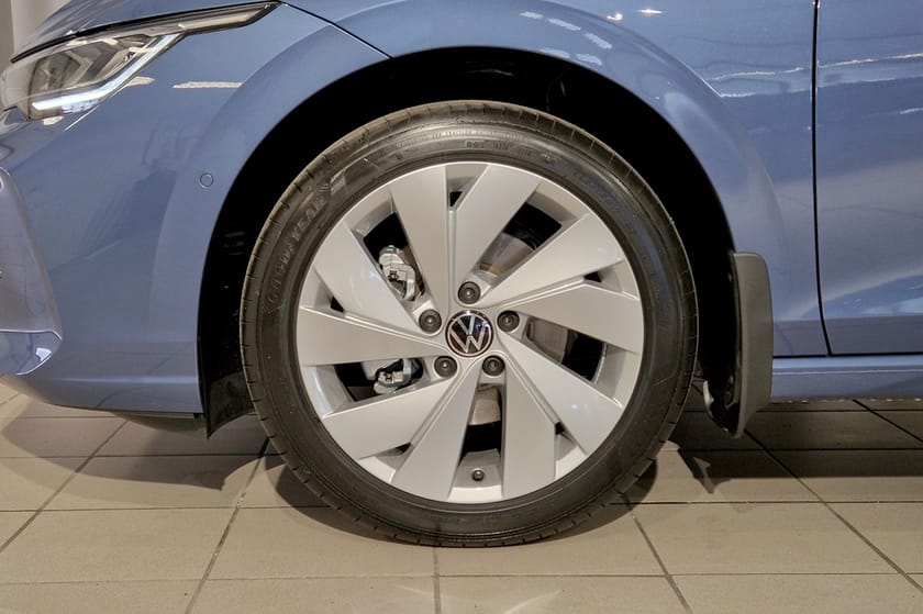 Bild 3 av Volkswagen Golf LIFE 1,5 ETSI 150 HK DSG7