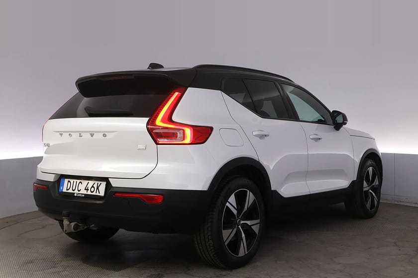 Bild 5 av Volvo XC40 Recharge T5 R-Design 360 H/K Pano Drag AdapFarth