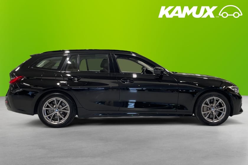 Bild 2 av BMW 330e xDrive Touring Sportline Läder Navi Drag Moms 292hk