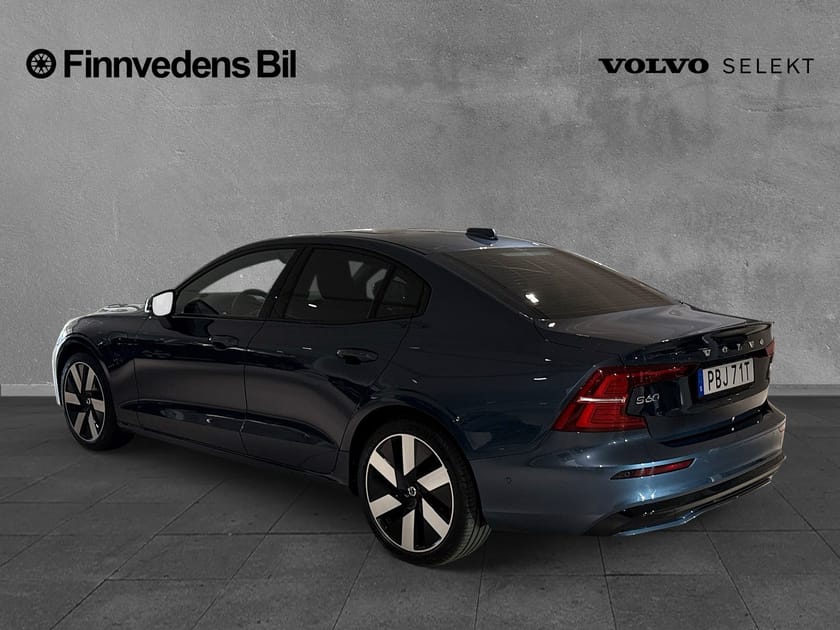Bild 3 av Volvo S60 Recharge T8 II Ultimate Dark