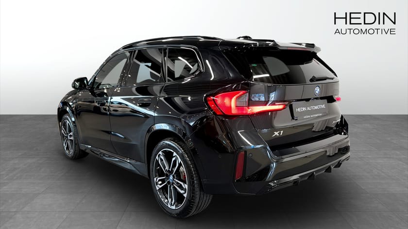 Bild 2 av BMW X1 xDrive25e xDrive 25e M Sport Pro HUD Elstol m minne DAP Drag H/K