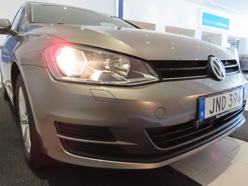Bild 4 av Volkswagen Golf TSI 105 HK Aut Nyservad M+k uttag