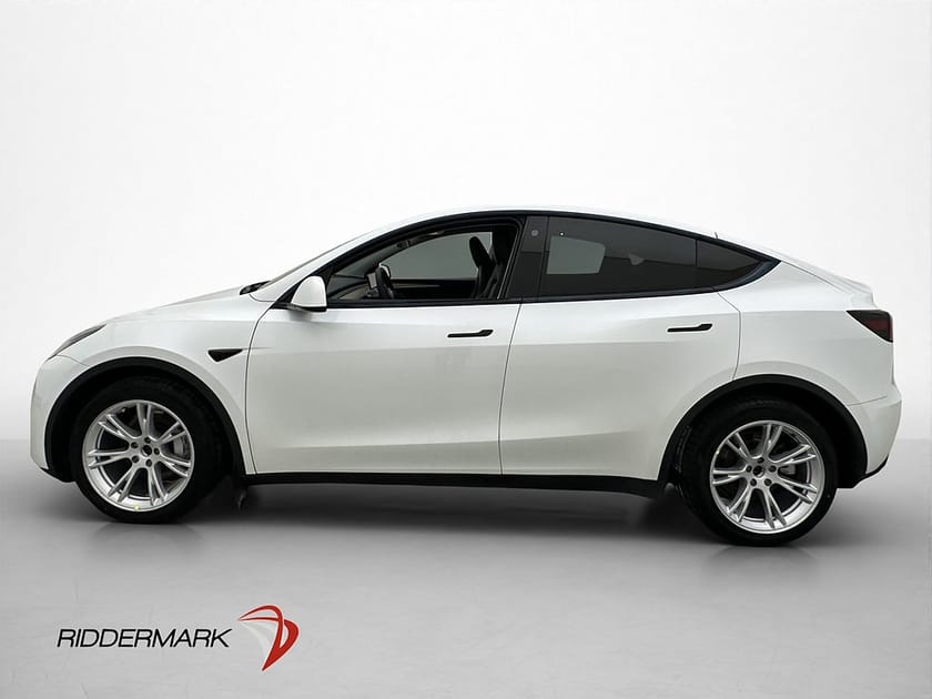Bild 5 av Tesla Model Y Long Range AWD Autopilot Drag Värmepump Moms