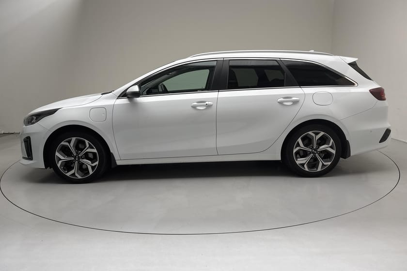 Bild 2 av Kia Ceed Sportswagon Plug-in Hybrid 1.6 SW (141hk) Advance Plus 2