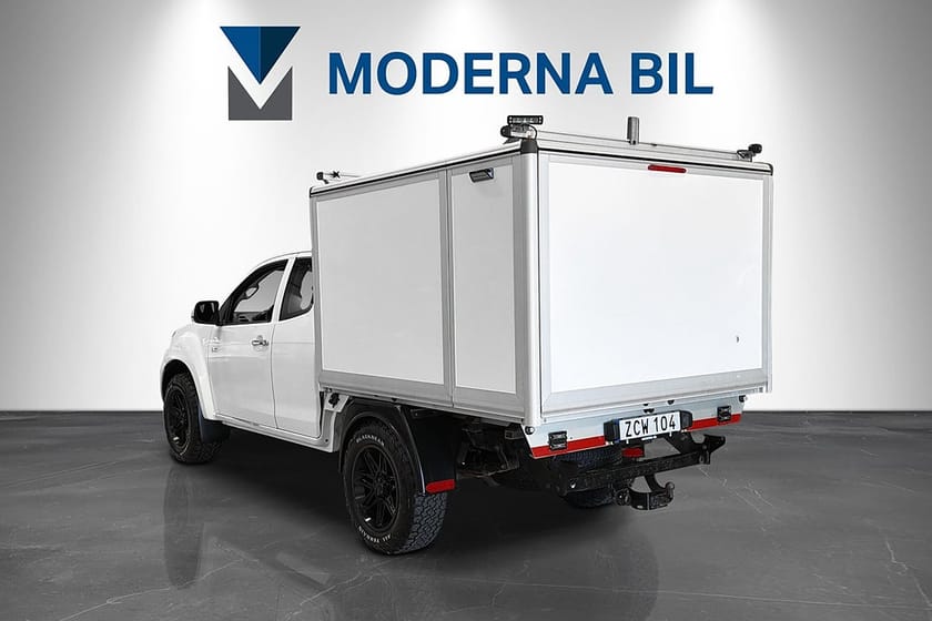 Bild 4 av Isuzu D-Max Space Cab 1.9 4WD 163hk V-inredd Drag D-värm B-kam Moms