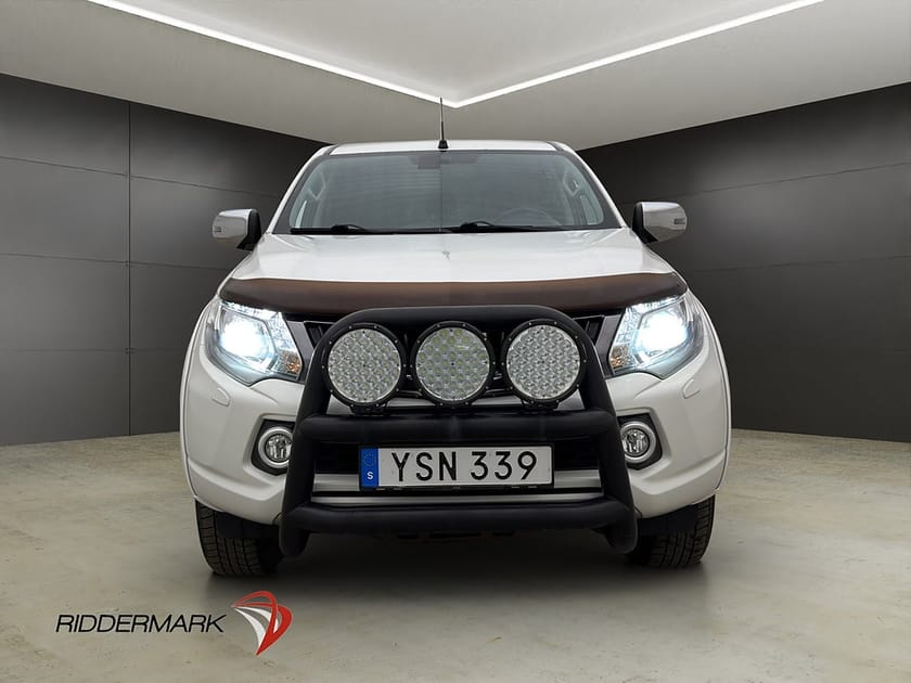 Bild 5 av Mitsubishi L200 Dubbelhytt 181hk 4WD Dragkrok Diff Kamera Skinn Moms