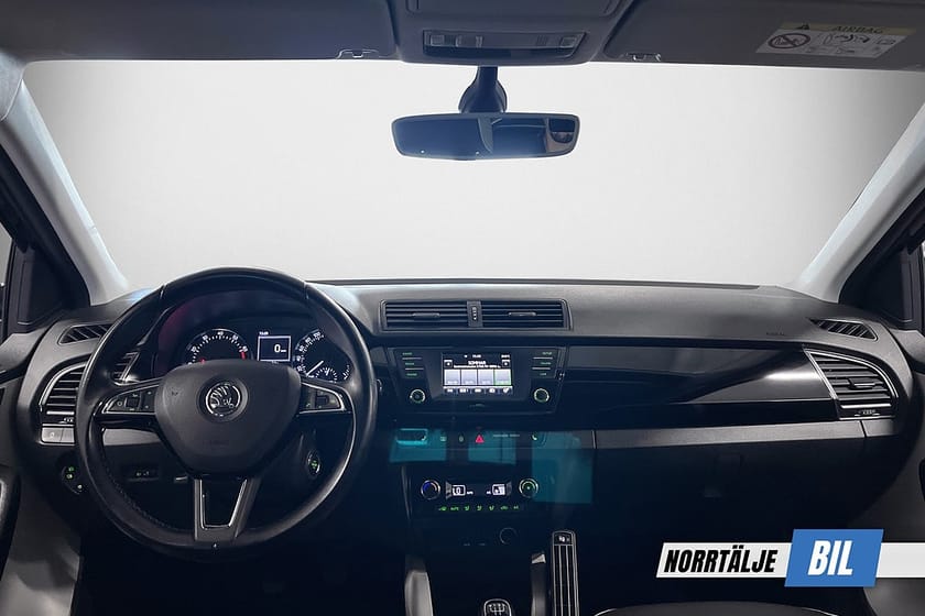 Bild 3 av Škoda Fabia Skoda 1.2 90 HK TSI ELEGANCE M&K BLUETOOTH NYSERV 360KR/ÅR