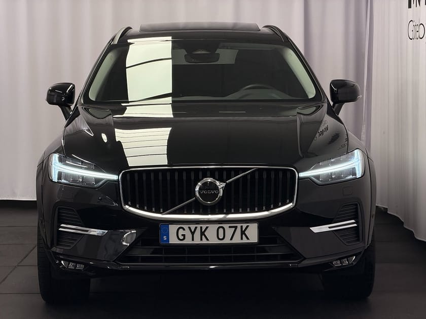 Bild 5 av Volvo XC60 B5 Momentum 22''/Pano/Keyless/B-kamera