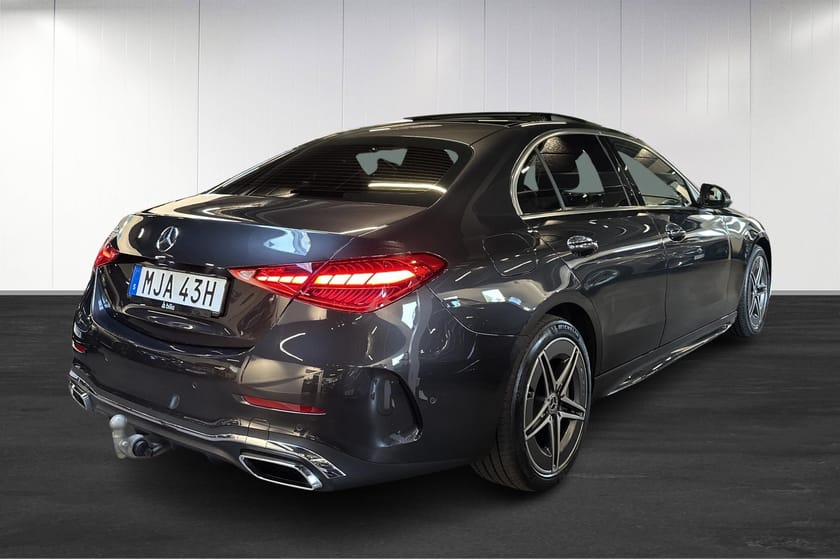 Bild 4 av Mercedes-Benz C 300 e AMG Panorama Drag Distronic Carplay Moms