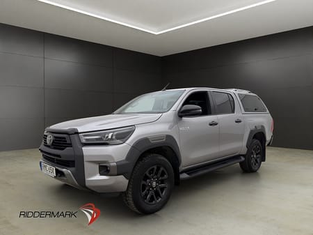 Toyota Hilux Dubbelhytt Invincible 2.8 4WD Dragkrok JBL Diff Kåpa Moms