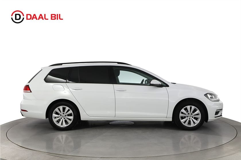 Bild 5 av Volkswagen Golf Sportscombi SC 1.0 TSI 116HK P-SENS ACC P-VÄRM APP-CONNECT