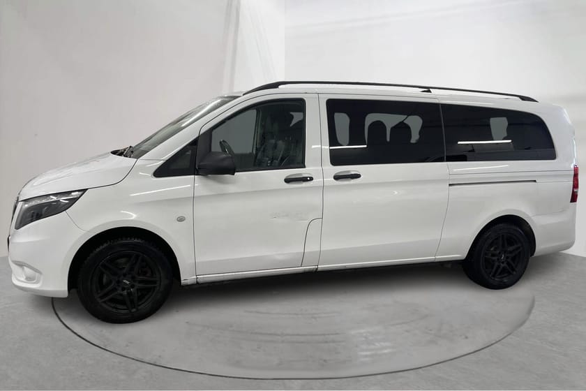 Bild 2 av Mercedes-Benz Vito Tourer 116 CDI 4x4 3.2t 4MATIC (163hk)