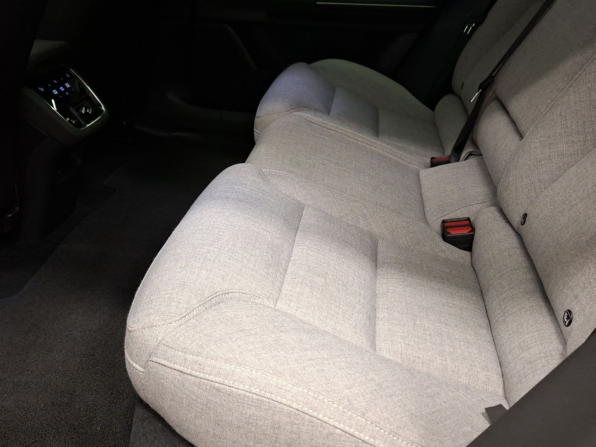 Volvo ES90 2026, bild 6/10