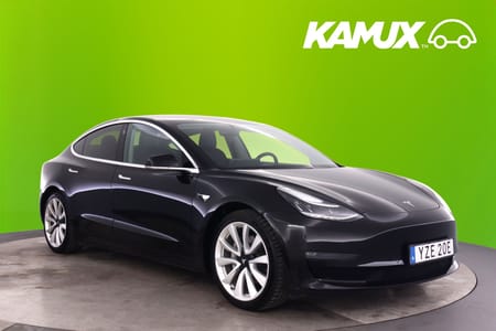 Tesla Model 3 Long Range AWD 440hk Pano Moms