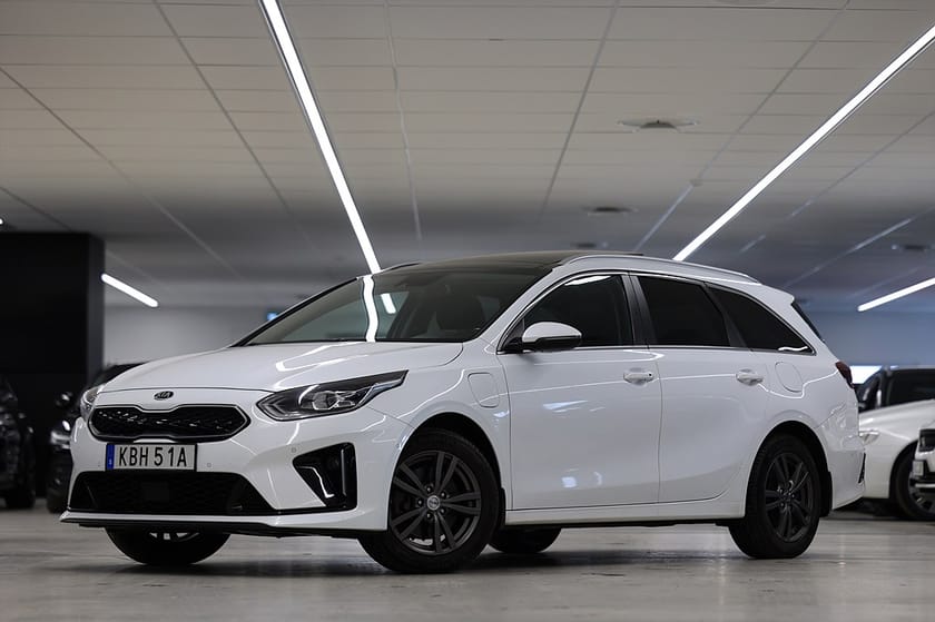 Bild 3 av Kia Ceed Sportswagon Plug-in Hybrid SW PHEV 141hk Advance Plus 2 Pano B-kamera Navi