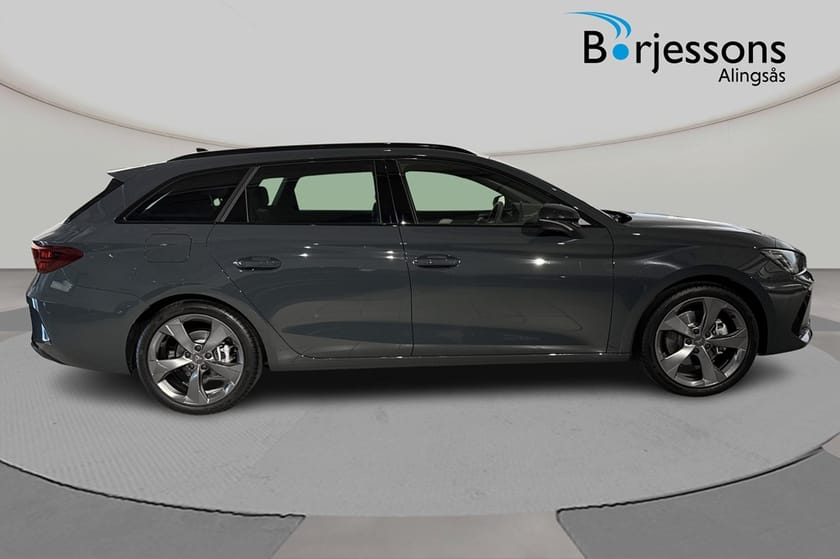 Bild 2 av CUPRA Leon Sportstourer e-Hybrid 204hk Ultimate
