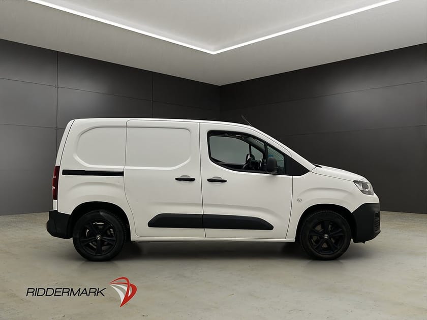 Bild 2 av Citroën Berlingo Van 1.5HDi Ny-Kamrem Värmare Drag CARPLAY Moms