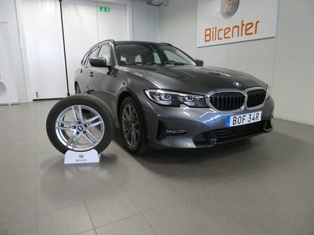 BMW 330e xDrive Touring Aut-Drag-Navi-Cockpit-PDC-SoV