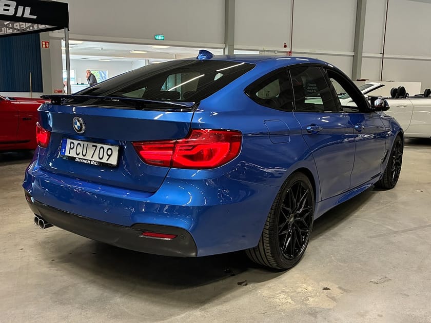 Bild 4 av BMW 330i GT Gran Turismo Aut M Sport | Pano | HUD | 360°