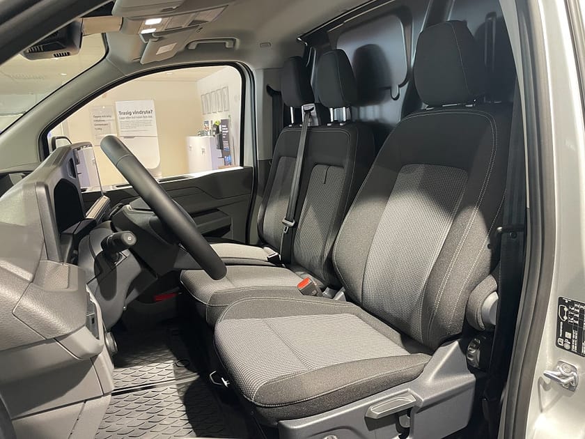 Bild 4 av Volkswagen Transporter T30 TDI 4Motion  lagerbil