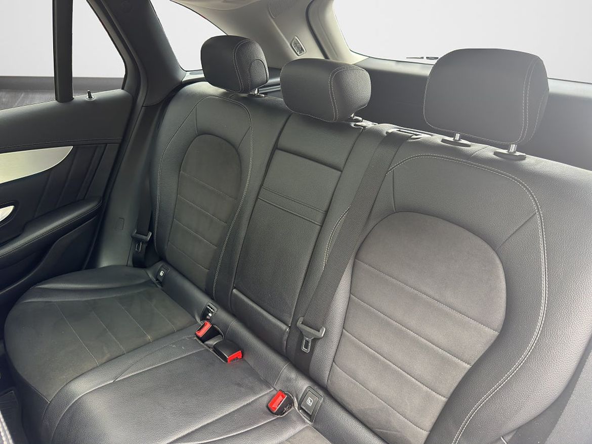 Mercedes-Benz GLC 220 d 4MATIC