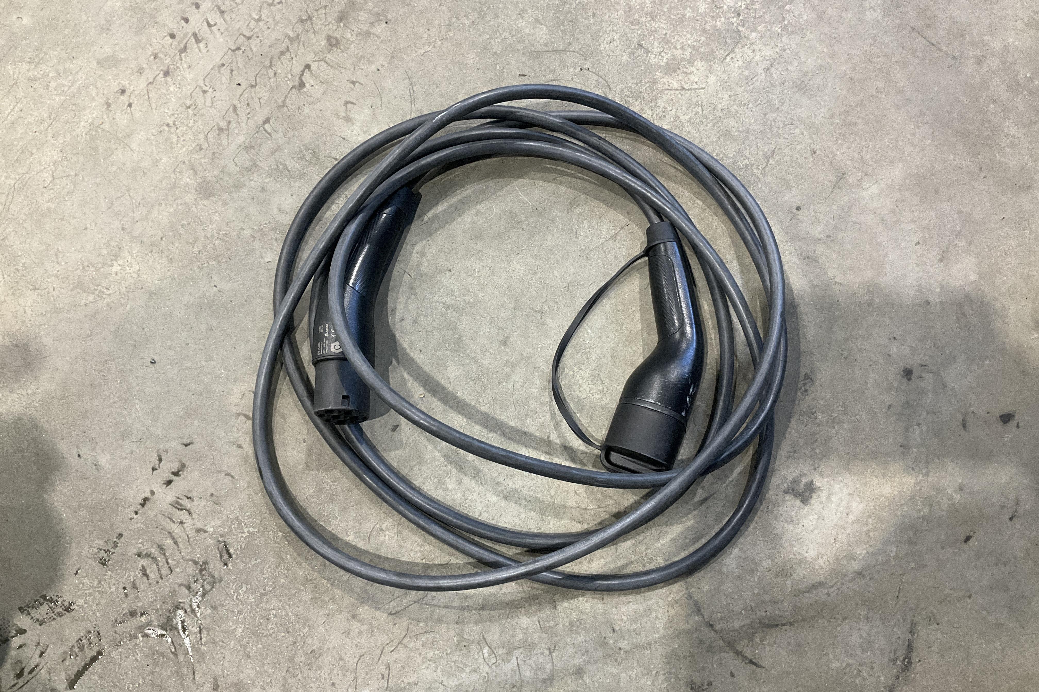 Volvo C40 Recharge Twin, 408hp, 2024