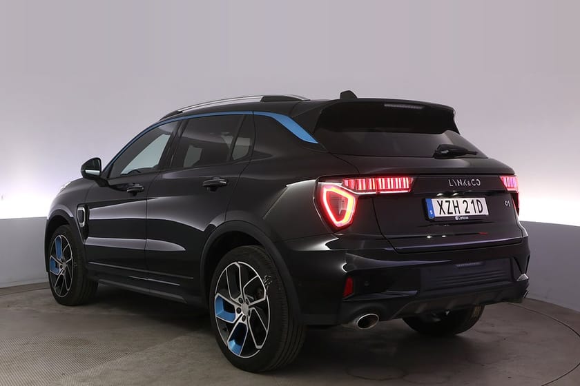 Bild 4 av Lynk & Co 01 PHEV Pano 360 Adap Farth Infinity BLIS V-Hjul