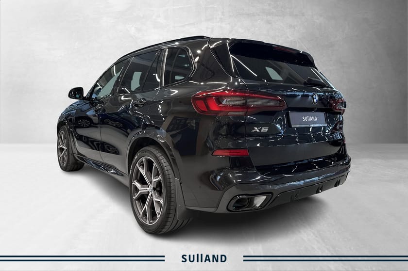 Bilde 3 av BMW X5 xDrive45e iPerformance M Sport/Shadowline/Komfortseter/21"/Sky Lounge/Harman/