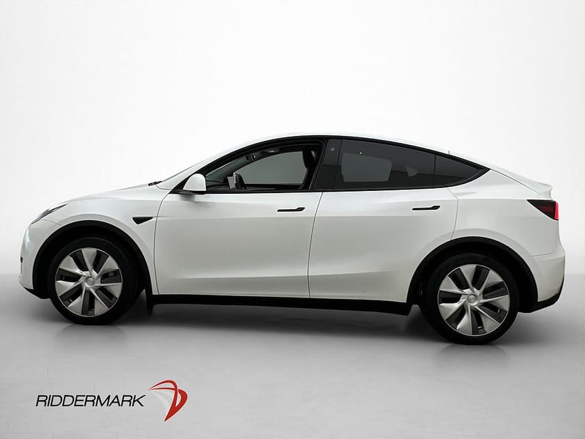 Bild 3 av Tesla Model Y Standard Range RWD